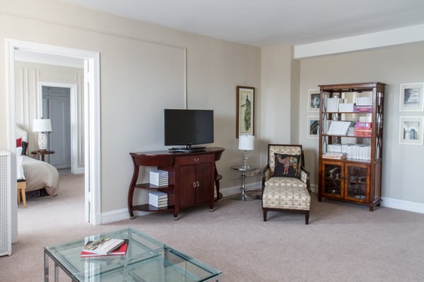 Windermere House Apartments by null