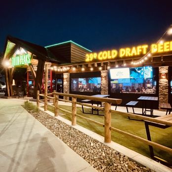 Twin Peaks - New American Near Me - Plano, Texas