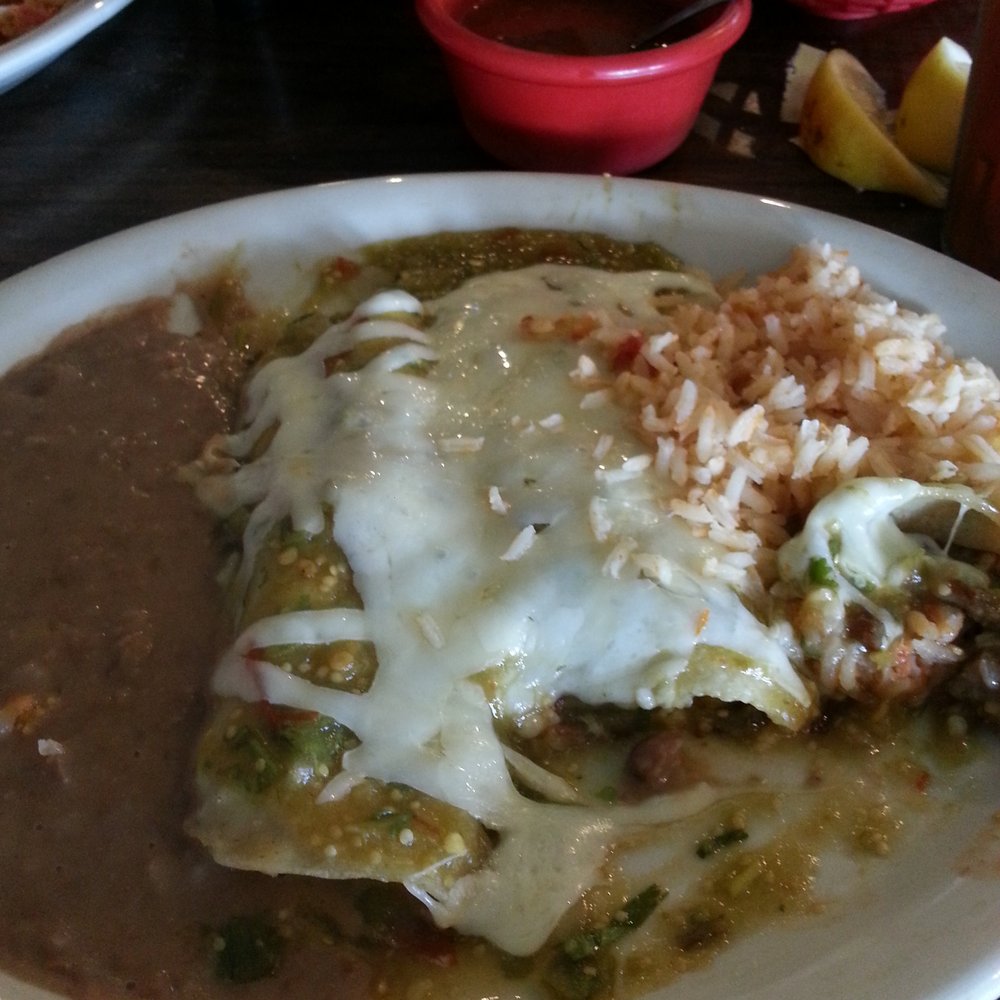 Mesquite Mexican Grill - Enchiladas verdes - Mexican Near Me - Sealy, Texas
