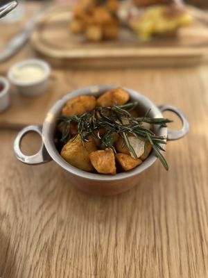 Canto Upper West Side by null