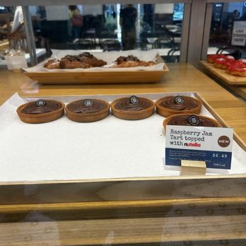 Paris Baguette - Coffee & Tea Near Me - Mt. Pleasant, South Carolina Paris Baguette - Coffee & Tea Near Me - Mt. Pleasant, South Carolina