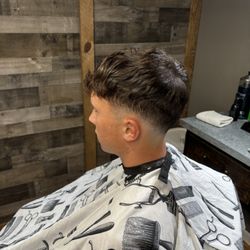 Mand's Barber Parlour - By Steph