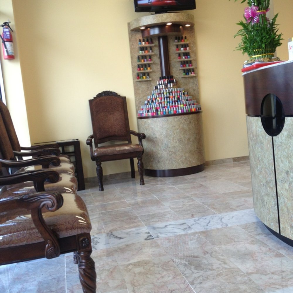 Brand new nail salon Brand new nail salon