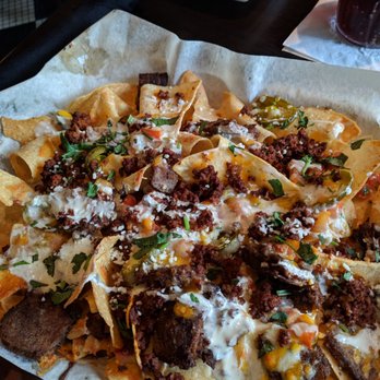 Dave & Buster's Ala Moana - Cantina Nachos - Arcades Near Me - Honolulu, Hawaii