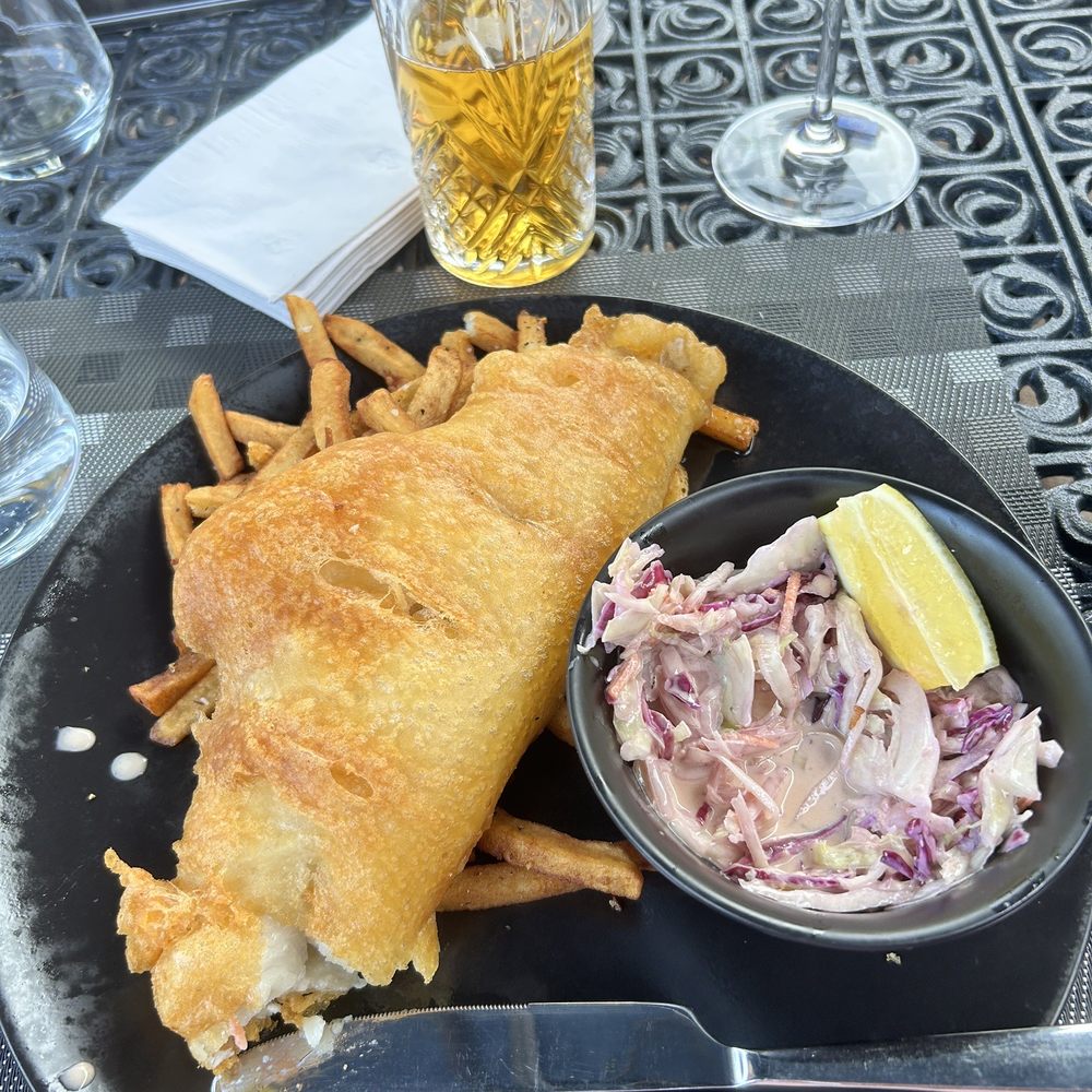 Embers Hudson - fish and chips with a side of coleslaw - Bars Near Me - Hudson, Quebec Embers Hudson - fish and chips with a side of coleslaw - Bars Near Me - Hudson, Quebec
