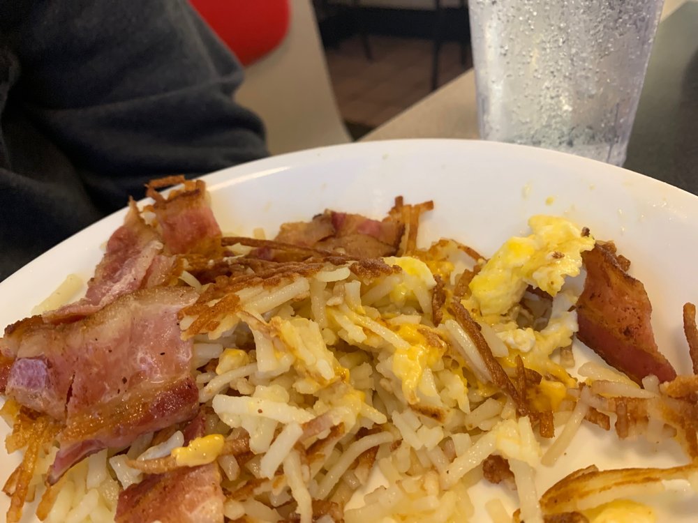 WAFFLE HOUSE Updated October 2024 45 Photos & 53 Reviews 7661 Blvd 26, North Richland