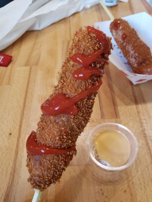 Seoul Hotdog by null