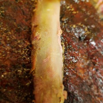 K&L’S BBQ - Meat comes clean off the bone - Barbeque Near Me - Milwaukee, Wisconsin