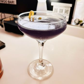 Luvwoo Bar - Aviation - Cocktail Bars Near Me - Saint Louis, Missouri