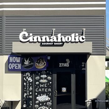Cinnaholic - There is is! On the north side of the Hub. September 2026 - Bakeries Near Me - Wesley Chapel, Florida