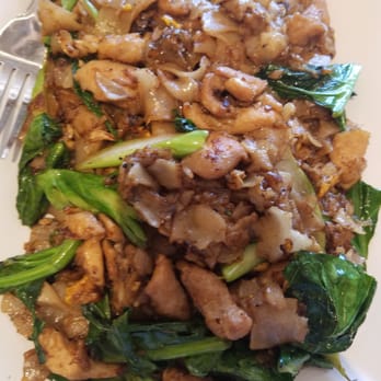 Chada Thai - Pad See Ew - Thai Near Me - Garden Grove, California Chada Thai - Pad See Ew - Thai Near Me - Garden Grove, California