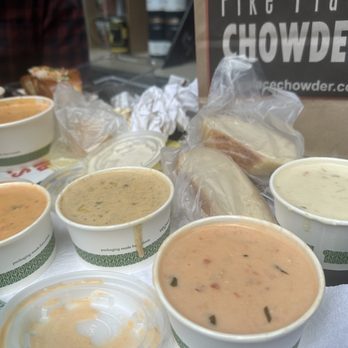 Pike Place Chowder - Smoked Salmon Chowder, Crab & Oyster Chowder, Seared Scallop Chowder, Seafood Bisque - Seafood Near Me - Seattle, Washington Pike Place Chowder - Smoked Salmon Chowder, Crab & Oyster Chowder, Seared Scallop Chowder, Seafood Bisque - Seafood Near Me - Seattle, Washington