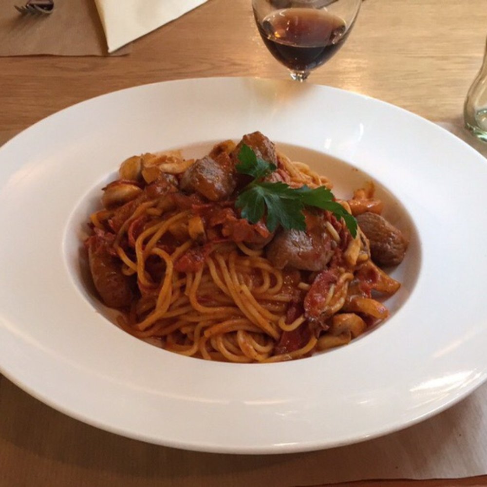 Roter Turm - The "Spaghetti Roter Turm" with very good tomato-sauce, salami, champignons and veal! - Swiss Food Near Me - Baden, AG