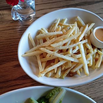 Blu Mist Restaurant and Bar - Fries - Thai Near Me - Eugene, Oregon Blu Mist Restaurant and Bar - Fries - Thai Near Me - Eugene, Oregon