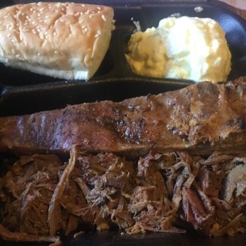 Maw n' Paw BBQ - Brisket, ribs, potatoe salad - Barbeque Near Me - Fresno, California Maw n' Paw BBQ - Brisket, ribs, potatoe salad - Barbeque Near Me - Fresno, California