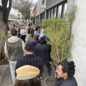 Jyan Isaac Bread - Sunday at 12:41pm. Long line. First time trying this place! - Bakeries Near Me - Santa Monica, California