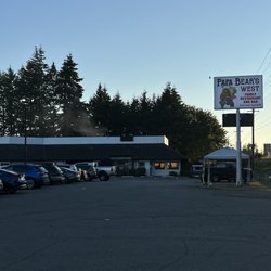 Papa Bear’s West - Exterior