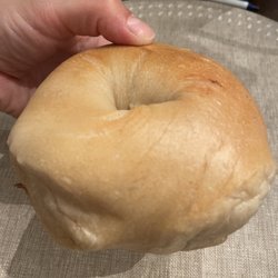 Yianni's Cafe - Get their bagels!!
