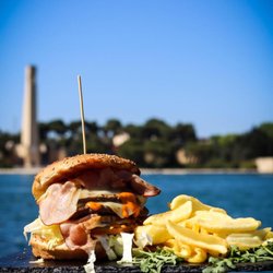Urban Beat Burger & Coffee - Il primo Hamburger Gourmet di Brindisi
*Per noi gusto e qualità sono una missione*