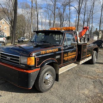 1. D I Richardson Wrecker/Recycling