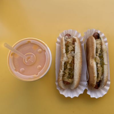 Gray's Papaya by null