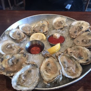 Pearlz - Seafood Near Me - Charleston, South Carolina Pearlz - Seafood Near Me - Charleston, South Carolina