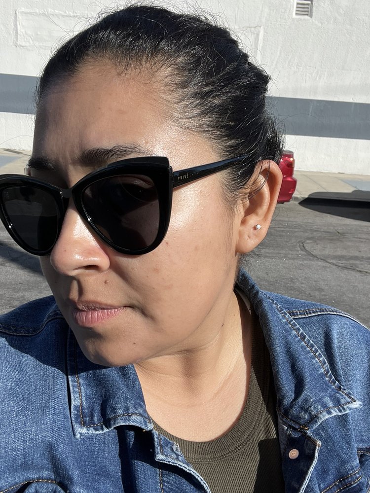 Lulu’s Skin Bar Logo