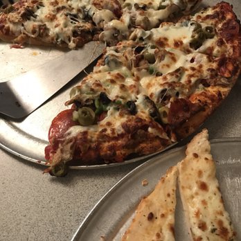 Bearno's Pizza - Mama Bearno's pizza and garlic bread. - Pizza Near Me - Louisville, Kentucky