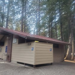 HillCrest Rest Area - Basic bathroom