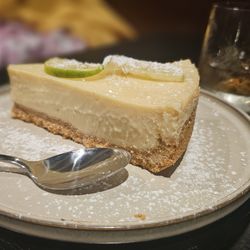 The Lounge Craft Kitchen + Cocktails - Divine key lime