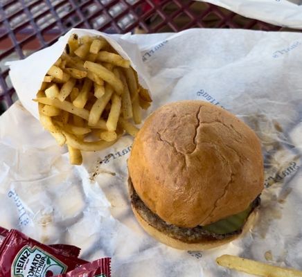 Snarfburger by null