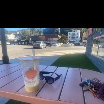 Whata Peach - Yummy!! Thanks... and in the shade... nice break late afternoon. Carin TopAgentinLa.com - Juice Bars & Smoothies Near Me - Studio City, California Whata Peach - Yummy!! Thanks... and in the shade... nice break late afternoon. Carin TopAgentinLa.com - Juice Bars & Smoothies Near Me - Studio City, California
