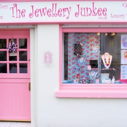 The Jewellery Junkee