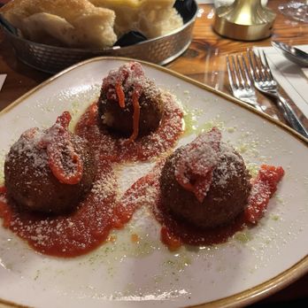 Dua Vino - Italian Near Me - South Lyon, Michigan Dua Vino - Italian Near Me - South Lyon, Michigan