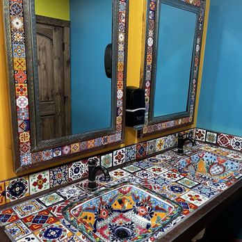 Lindo Mexico Restaurante - Bathroom - Mexican Near Me - Prescott Valley, Arizona Lindo Mexico Restaurante - Bathroom - Mexican Near Me - Prescott Valley, Arizona