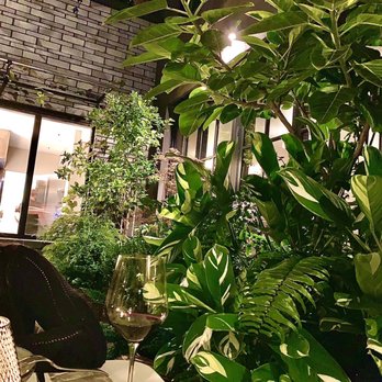 Pusadee's Garden - Outside Patio - Thai Near Me - Pittsburgh, Pennsylvania