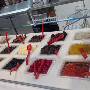 Red Mango - Toppings - Ice Cream & Frozen Yogurt Near Me - New Hyde Park, New York Red Mango - Toppings - Ice Cream & Frozen Yogurt Near Me - New Hyde Park, New York