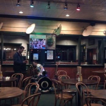 Hennessey's Tavern - Warm up for a great live show. - Pubs Near Me - Dana Point, California