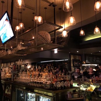 Siena Tavern - Great bar and restaurant with awesome food and service! - Italian Near Me - Chicago, Illinois