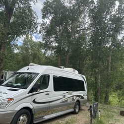 Knotty Pine RV Resort - Rv space 3