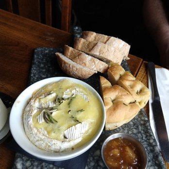Red Lion - Baked Camembert - Pubs Near Me - Lacock, WIL