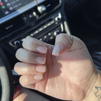 Glamour Nails & Spa - Bella ciao dip - Nail Salons Near Me - Norco, California