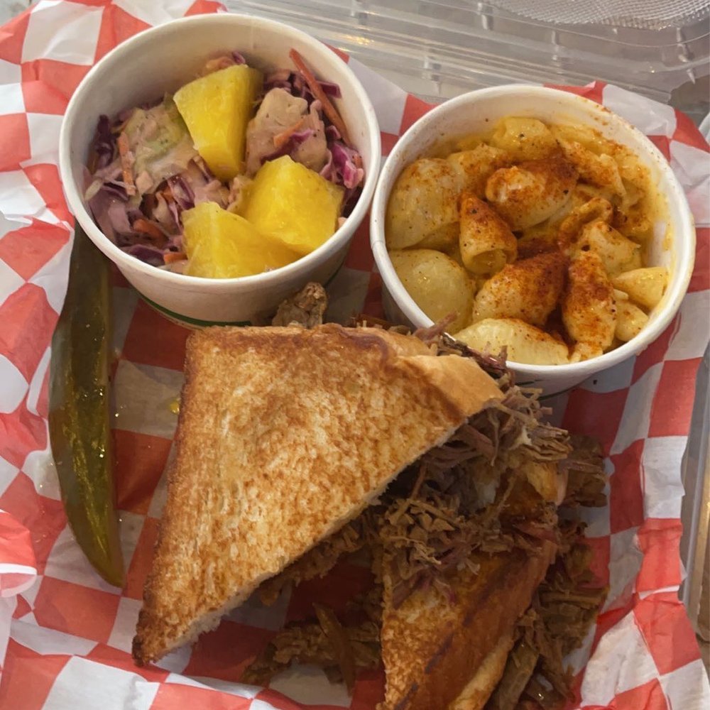 Coleslaw, Mac N Cheese, and Beef Brisket Sandwich Coleslaw, Mac N Cheese, and Beef Brisket Sandwich