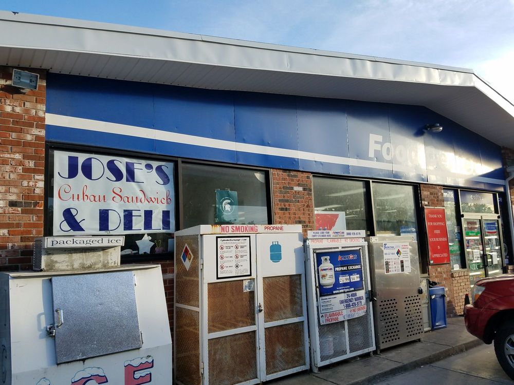 MARATHON Updated July 2024 1000 E Mt Hope Ave, Lansing, Michigan