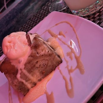Indigo 4 - Bread pudding - Caribbean Near Me - St. Thomas, Virgin Islands