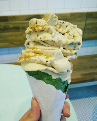 Milk & Cream Cereal Bar by null