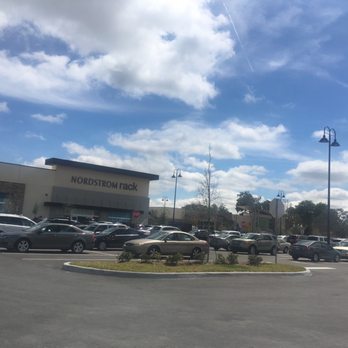 Nordstrom Rack - Plenty of parking - Shoe Stores Near Me - Winter Park, Florida