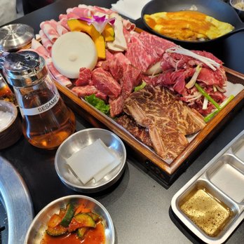 Hodori BBQ - Large Beef Combo. Premium - Korean Near Me - Arcadia, California