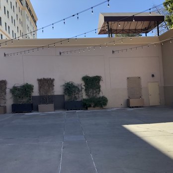 Dazzling Streaks Events - Before Picture - Party & Event Planning Near Me