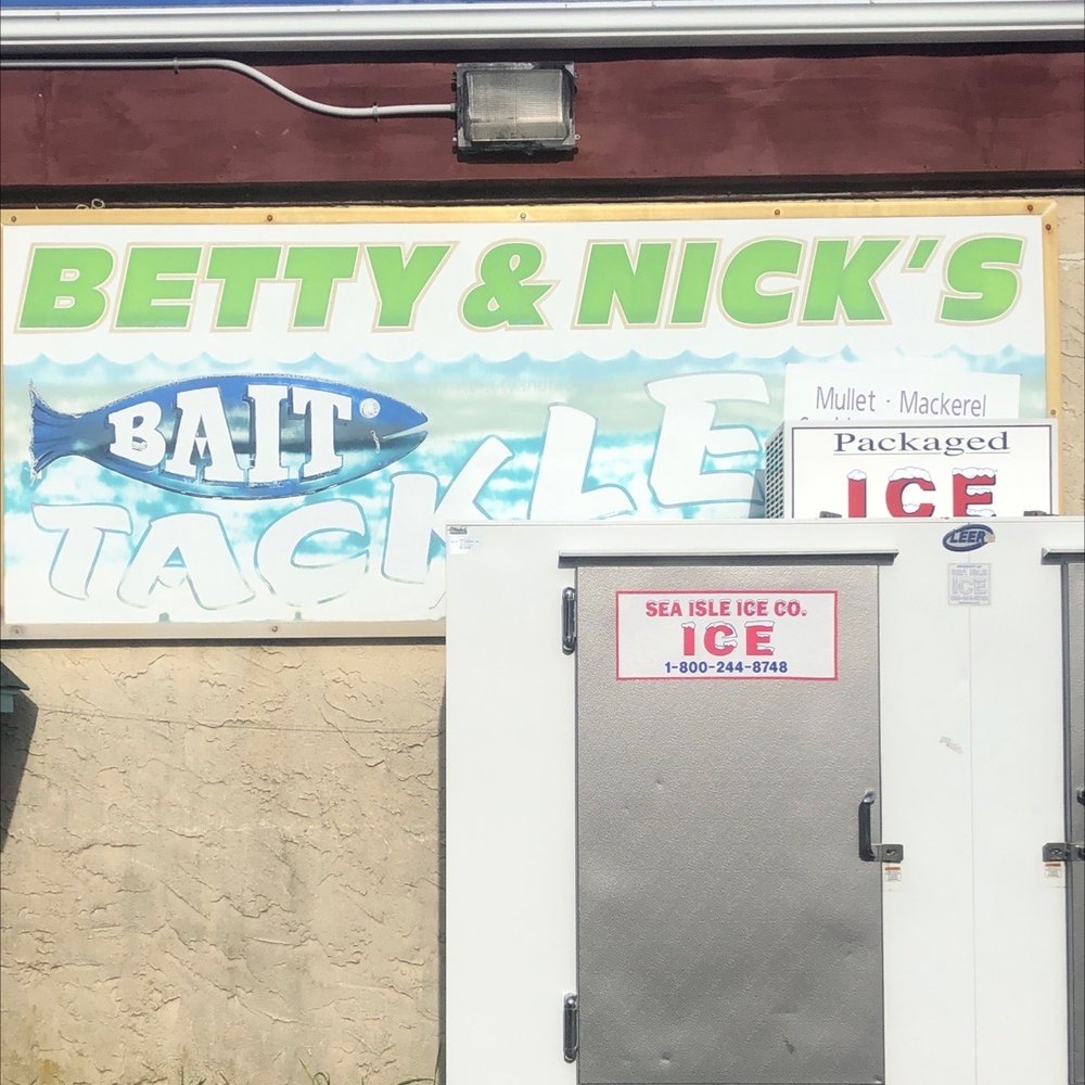 BETTY & NICK’S BAIT & TACKLE Updated July 2025 10 Reviews 807 SW